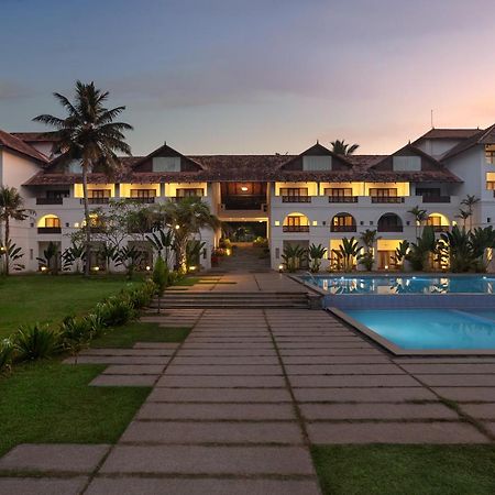 Estuary Sarovar Premiere Poovar Island Luaran gambar