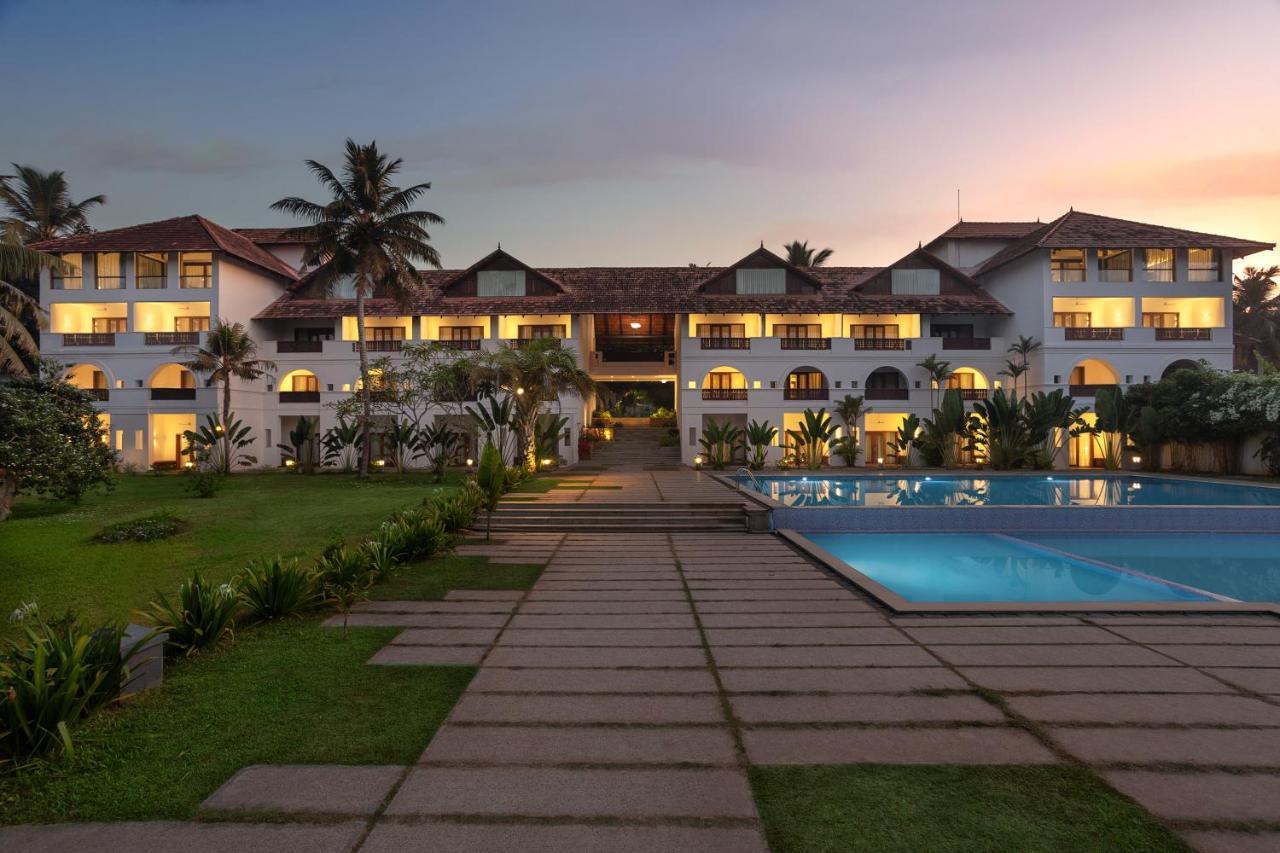 Estuary Sarovar Premiere Poovar Island Luaran gambar