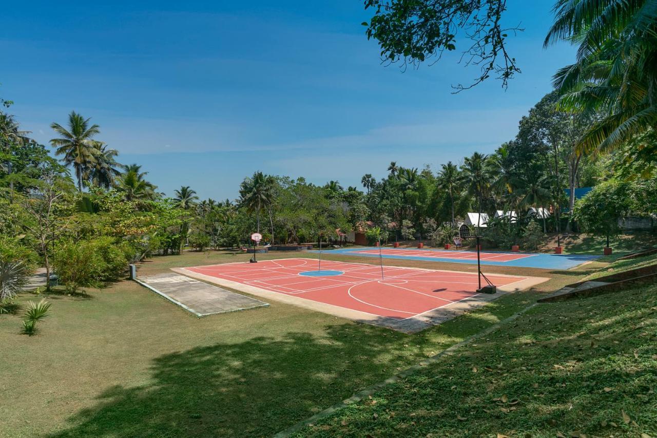 Estuary Sarovar Premiere Poovar Island Luaran gambar