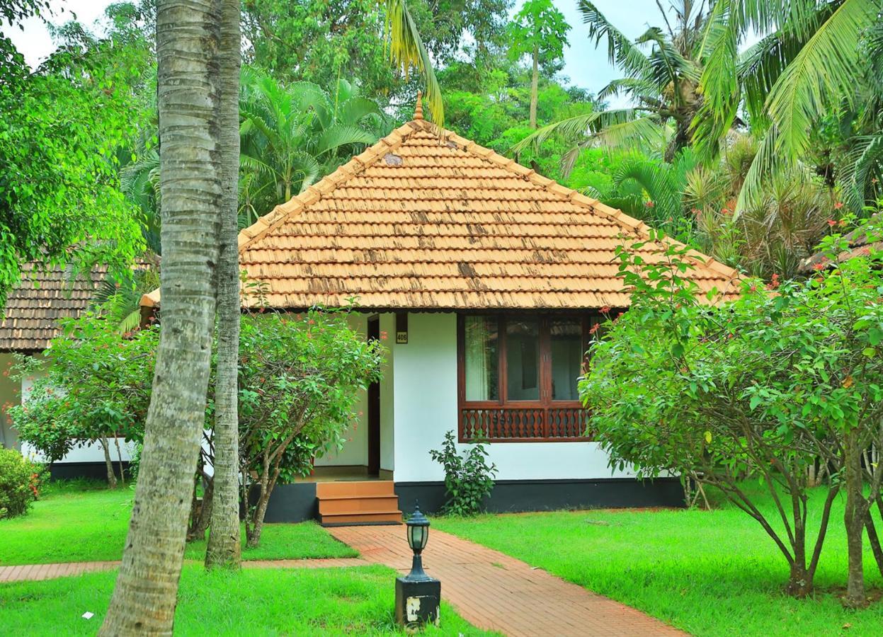 Estuary Sarovar Premiere Poovar Island Luaran gambar