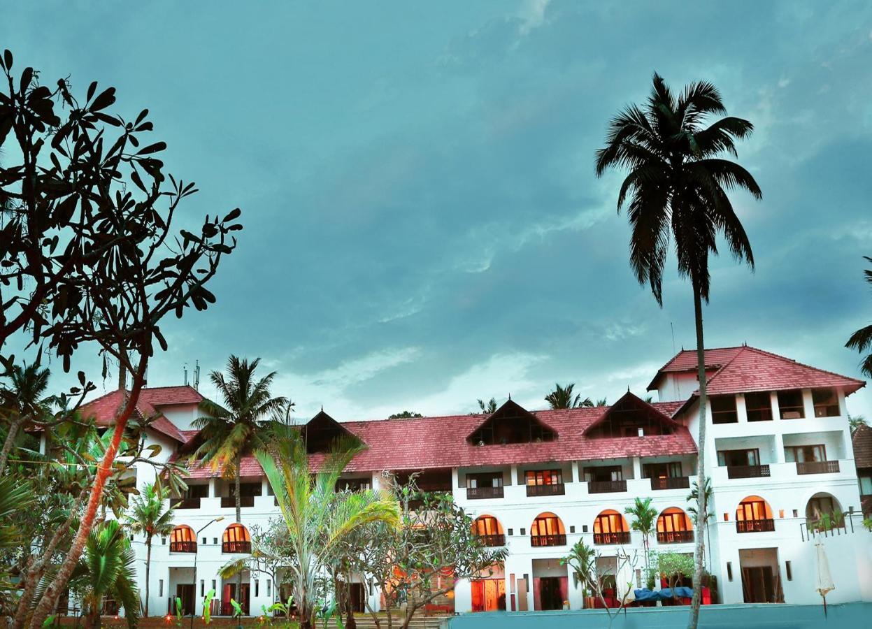 Estuary Sarovar Premiere Poovar Island Luaran gambar