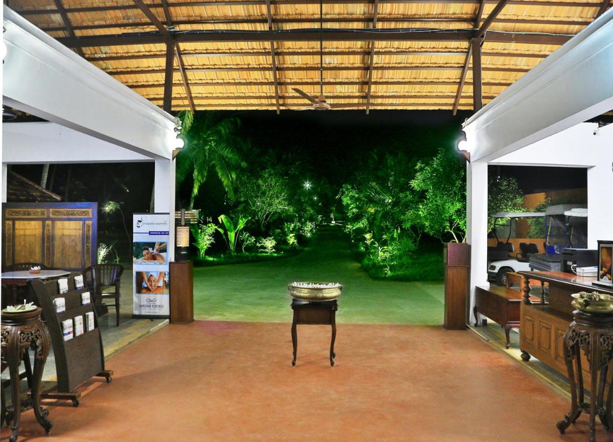 Estuary Sarovar Premiere Poovar Island Luaran gambar