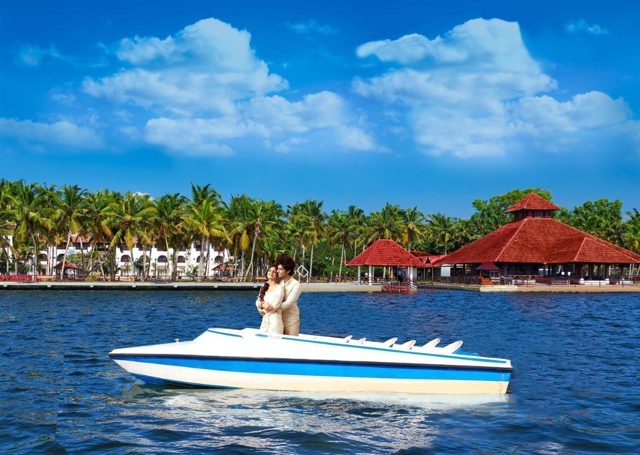 Estuary Sarovar Premiere Poovar Island Luaran gambar